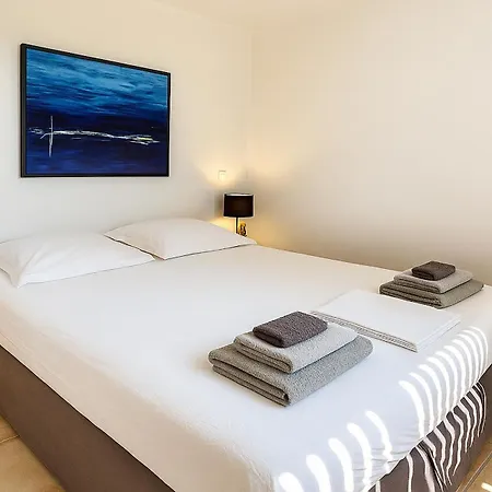 Chezchrisitine Porto-vecchio